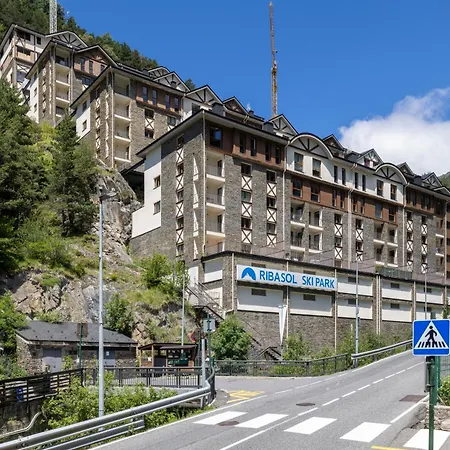 Terraza Con Increibles Vistas 6 Adultos Y 2 Extra Nino - 3 - 2 Banos - - Free Parking L By Bonesvacances أرينسال